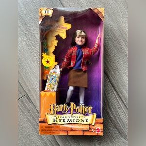 HARRY POTTER | Wizard Sweets Hermione Doll by Mattel